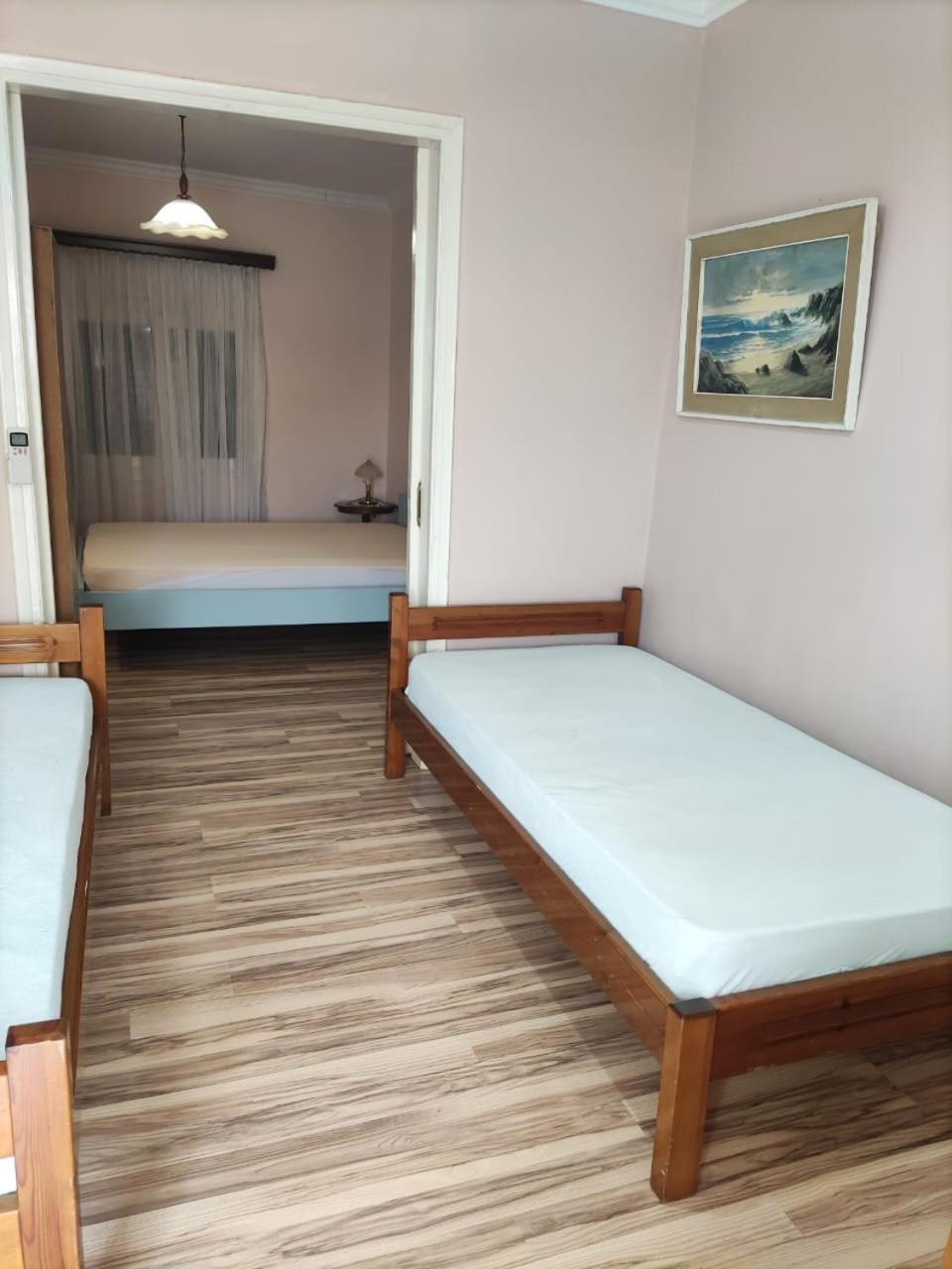 Sissy Apartment Vrachati Exterior photo